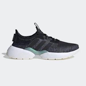 BRAND NEW women adidas mavia x running shoes size US 6 / US 6.5 / US 7.5